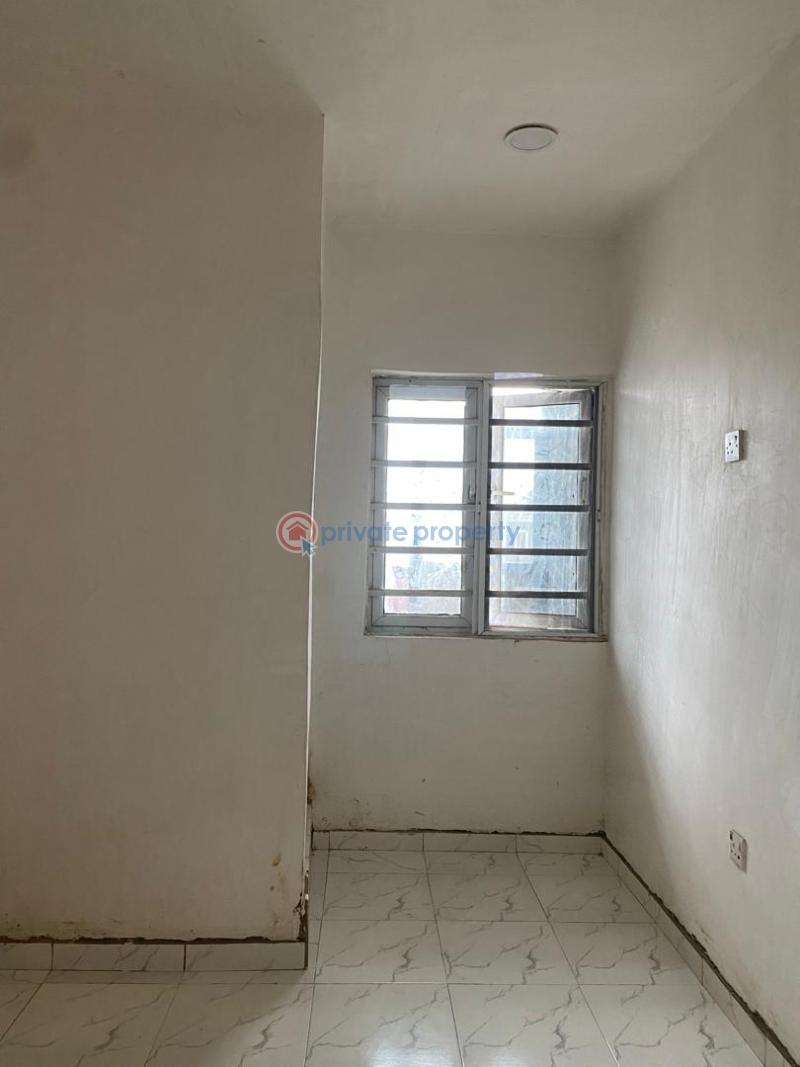 2 bedroom Flat & Apartment For Rent Onipanu Shomolu Lagos - 5