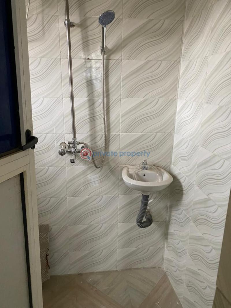 2 bedroom Flat & Apartment For Rent Fola Agoro Yaba Lagos - 7