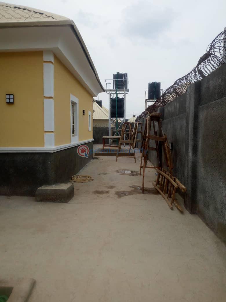 2 bedroom Block Of Flats For Rent Faplins Estate Lokogoma Abuja Phase 2  - 4