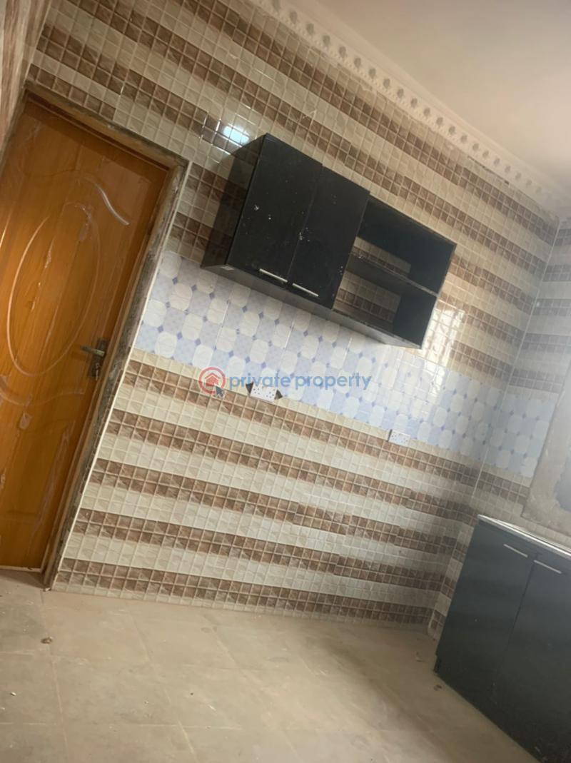 2 bedroom Block Of Flats For Rent Aiyegoro, Akobo, Opposite Carlton Gate Ibadan Oyo - 3