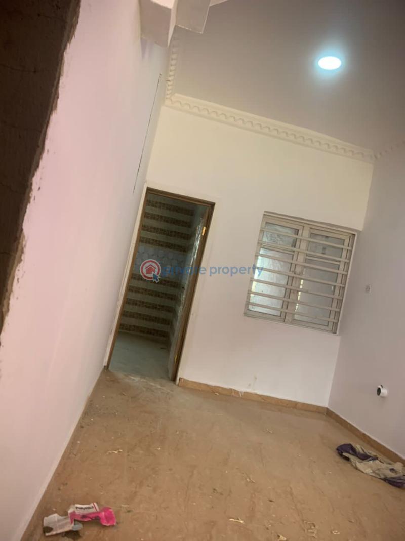 2 bedroom Block Of Flats For Rent Aiyegoro, Akobo, Opposite Carlton Gate Ibadan Oyo - 2