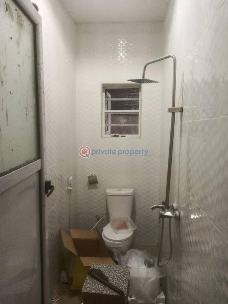 2 bedroom Block Of Flats For Rent Wahabi Larinde Street, Beesam Mafoluku Oshodi Lagos - 6