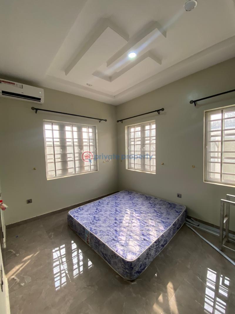 2 bedroom Block Of Flats For Rent Omolayo Ibadan Oyo - 1
