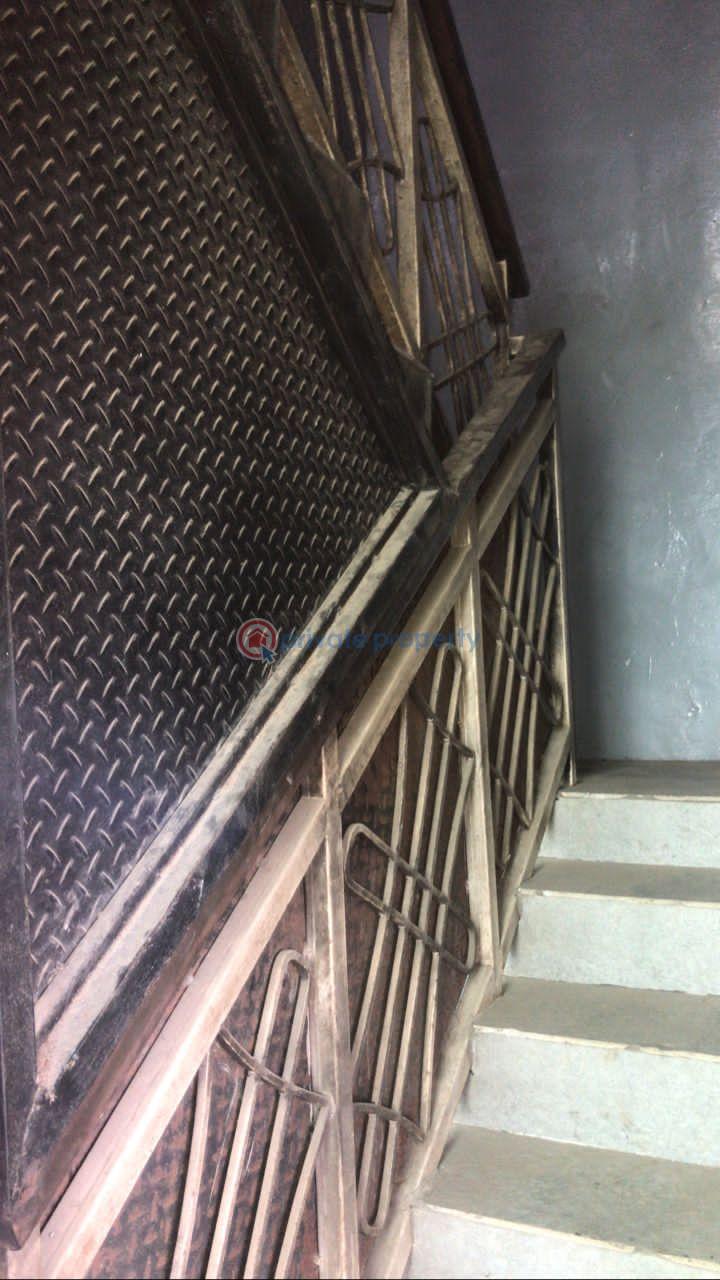 2 bedroom Office For Rent 2, Taiwo Lane, Ilasamaja Bus Stop, Oshodi Apapa Expressway Ilasamaja Mushin Lagos - 6