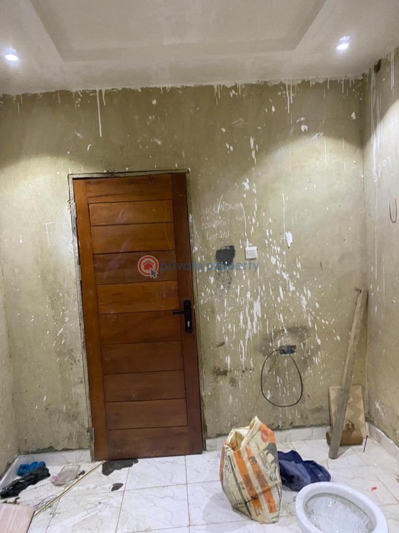 2 bedroom Flat & Apartment For Rent Adekunle Ebute Metta Yaba Lagos - 12