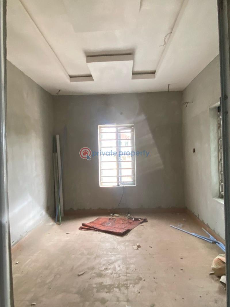 2 bedroom Flat & Apartment For Rent Ebute Metta Yaba Lagos - 2