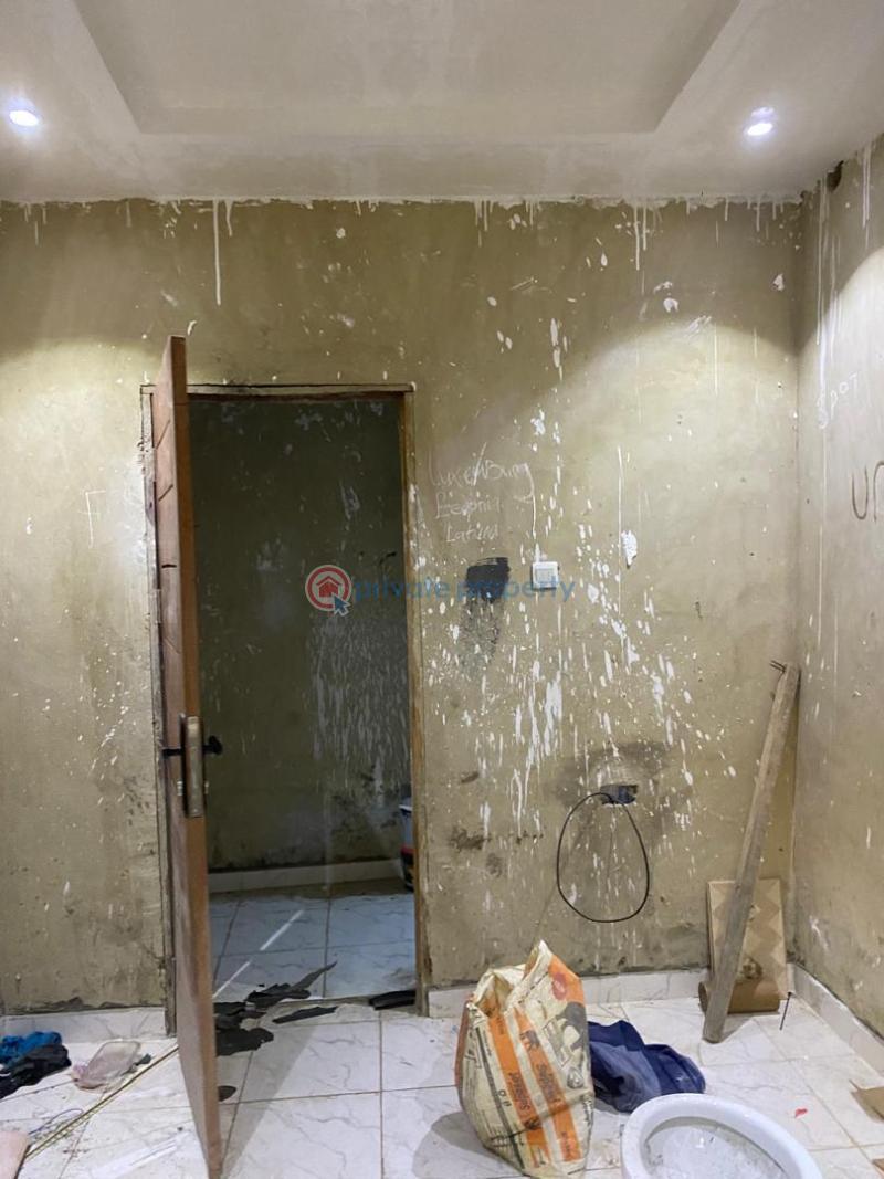 2 bedroom Flat & Apartment For Rent Adekunle Ebute Metta Yaba Lagos - 3