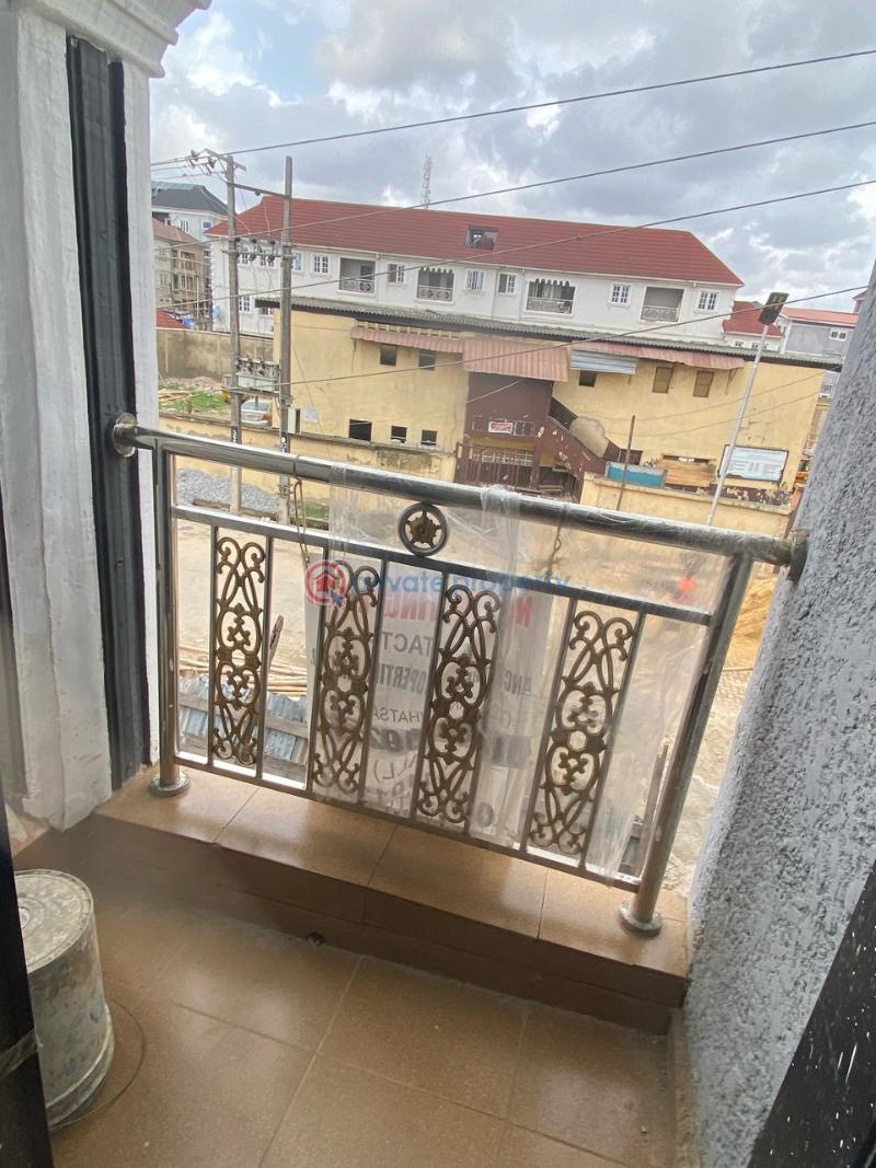 2 bedroom Flat & Apartment For Rent Ebute Metta Yaba Lagos - 13