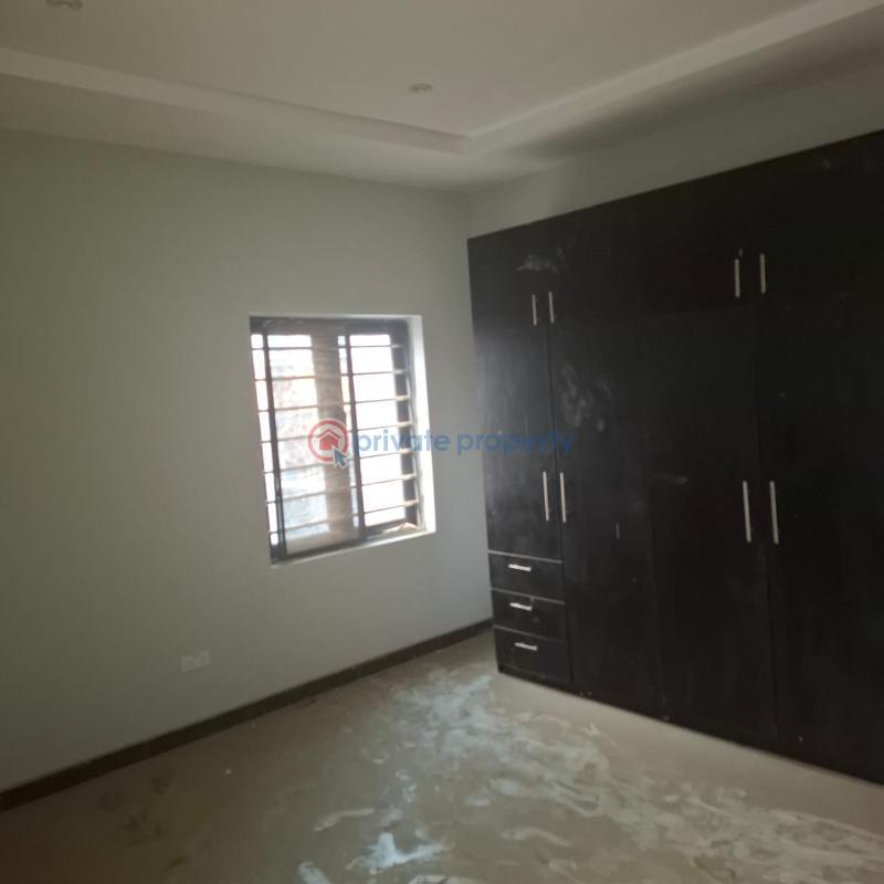 2 bedroom Block Of Flats For Rent Atunrase Medina Gbagada Lagos - 1