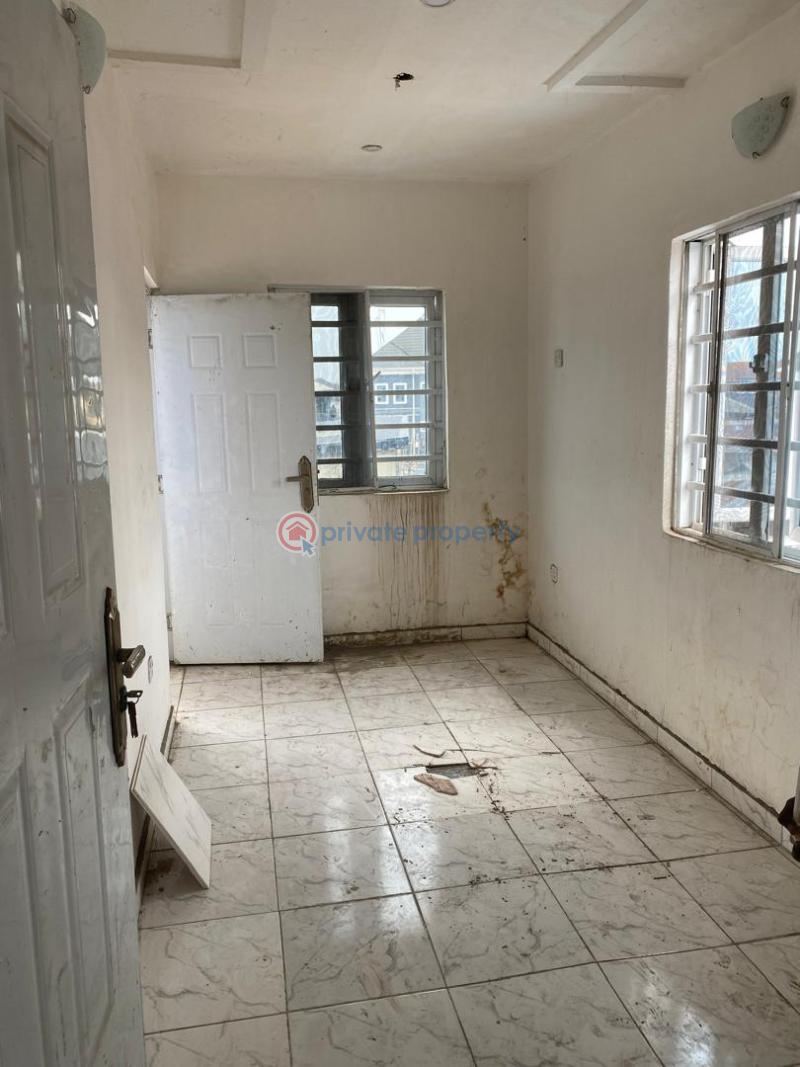 2 bedroom Flat & Apartment For Rent Onipanu Shomolu Lagos - 14