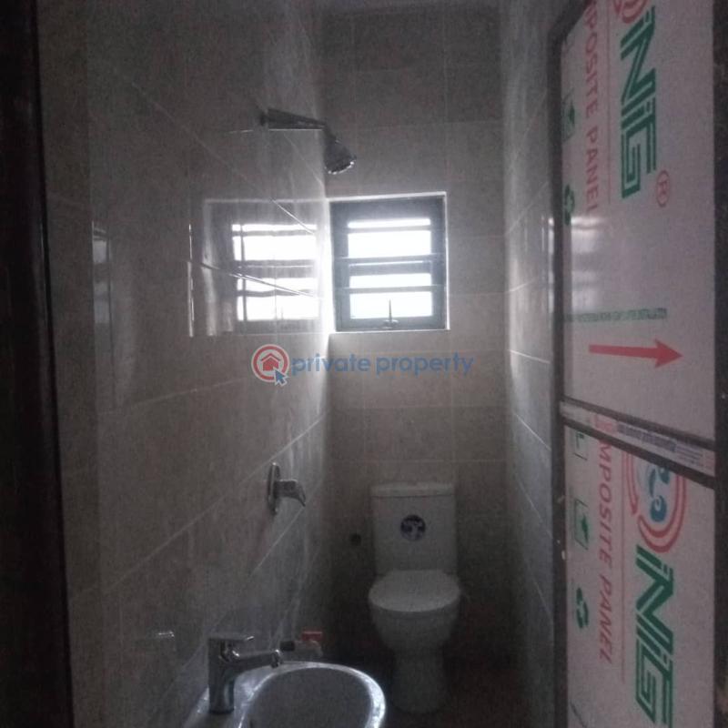 2 bedroom Flat & Apartment For Rent Off Ishaga Road, Surulere Surulere Lagos - 1