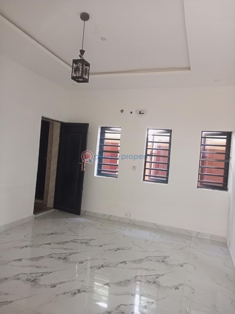 2 bedroom Flat & Apartment For Rent Transformer Bucknor Close To Fasheun Bridge Ago Palace Isolo Lagos - 6