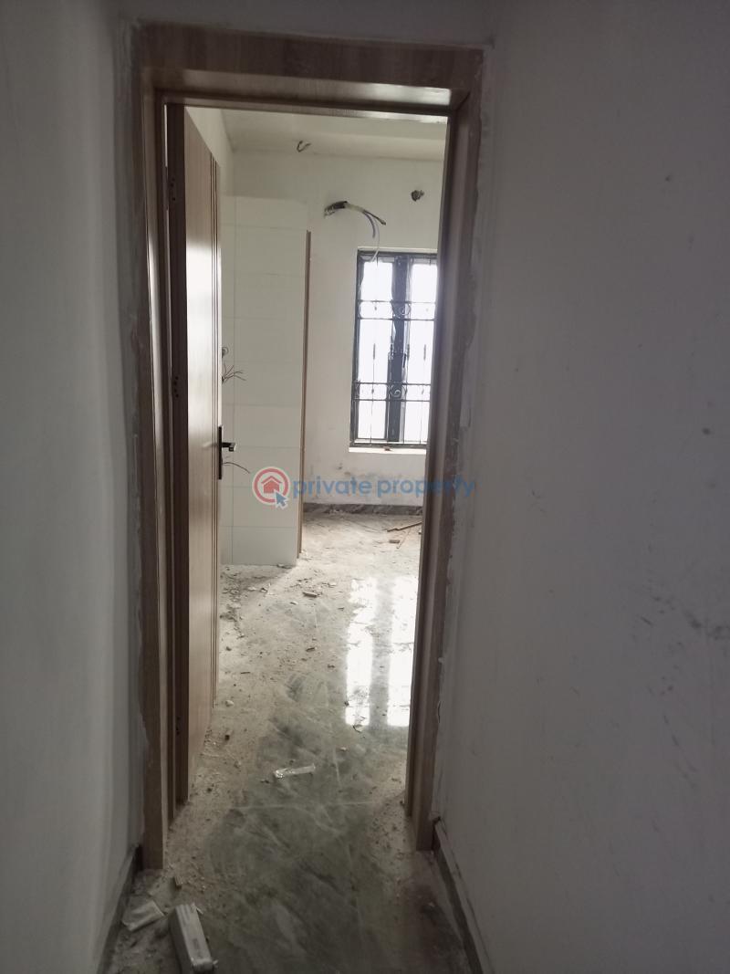 2 bedroom Block Of Flats For Rent Mobil Isheri Oshun Bucknor Estate Isolo Lagos - 9