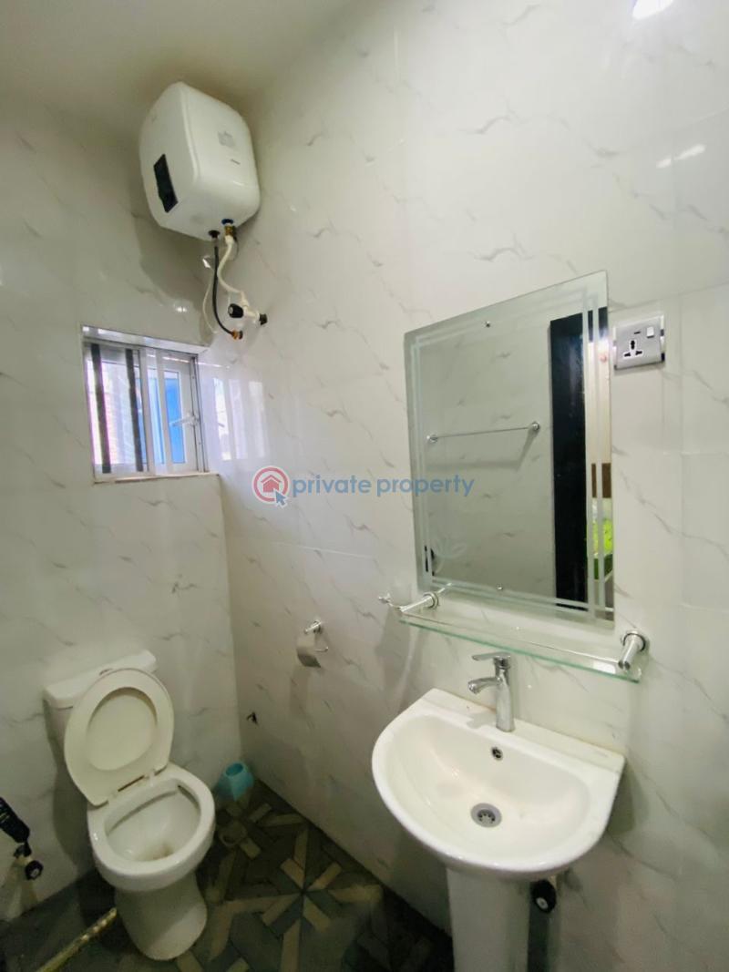 2 bedroom Terraced Duplex For Rent Carlton Gate Estate Akobo Ibadan Oyo - 4