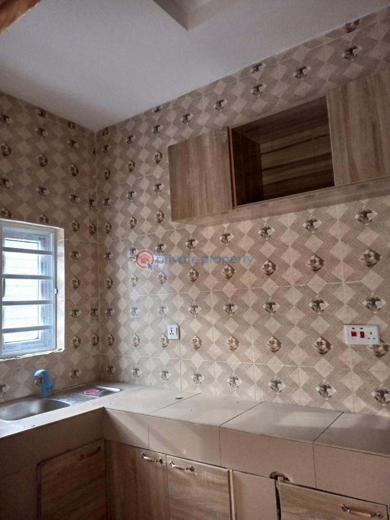 2 bedroom Block Of Flats For Rent Isheri Oshun Bus Stop. Bucknor Estate Isolo Lagos - 6