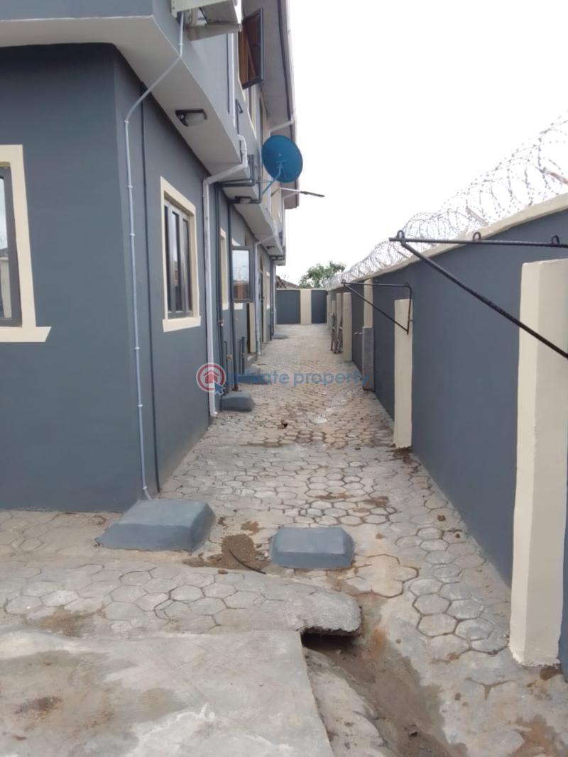 2 bedroom House For Rent Bembo Area Ibadan Oyo - 1