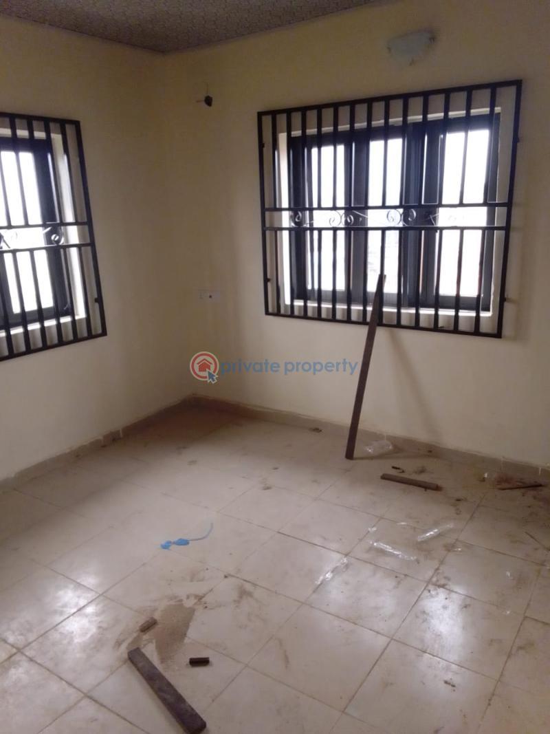 2 bedroom House For Rent Bembo Area Ibadan Oyo - 9