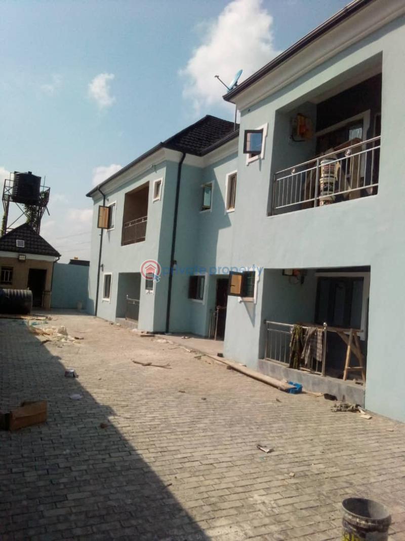 2 bedroom House For Rent Idi Ishin Jericho Extension Ibadan Oyo - 1