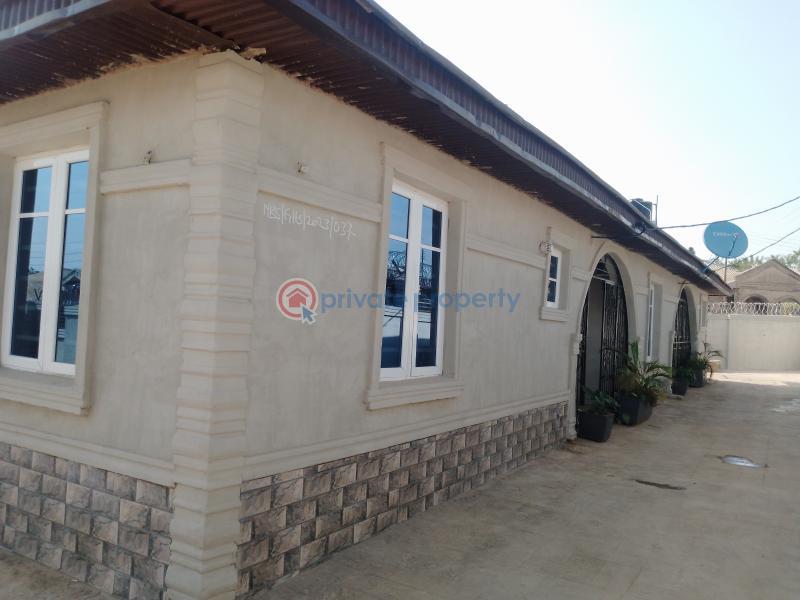 3 bedroom House For Rent Aroro Makinde Ojoo Barracks Road Ojoo Ojoo Ibadan Oyo - 0