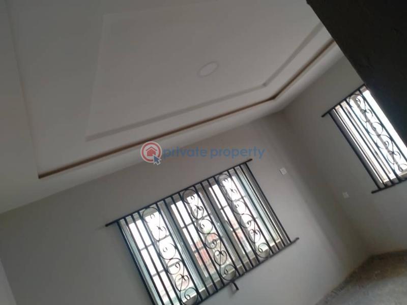 5 bedroom House For Sale Near Gbagi Market Old Ife Road Ibadan Ibadan Oyo - 4