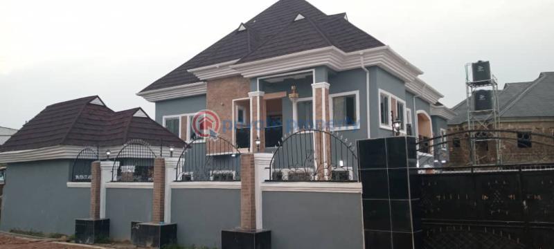 2 bedroom House For Rent No 7, Phase 2 Aerodrome Sango, Samonda Ibadan Oyo - 0