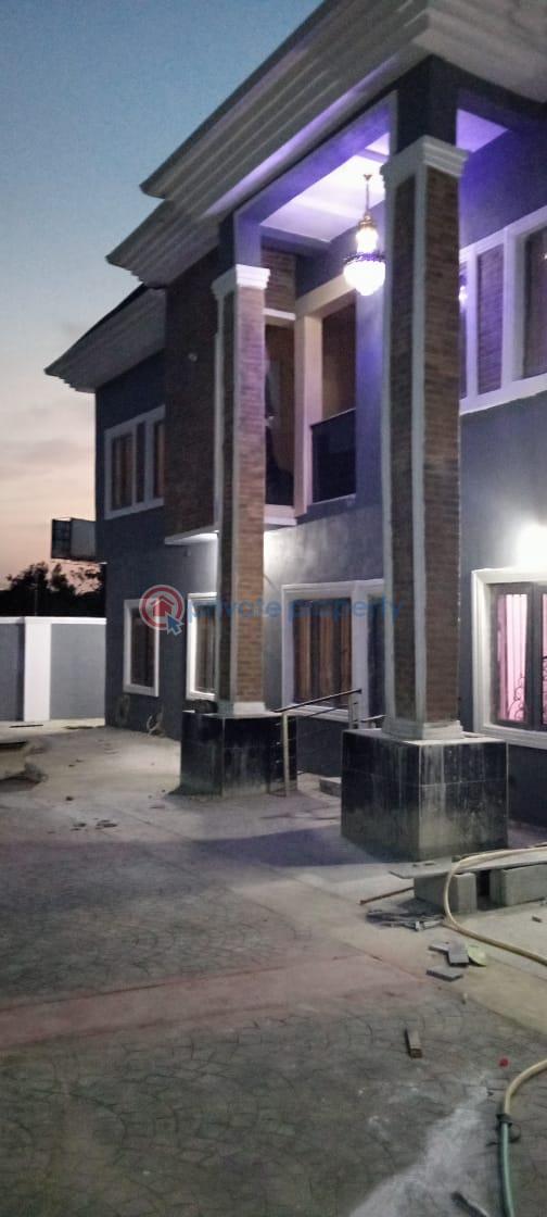 2 bedroom House For Rent No 7, Phase 2 Aerodrome Sango, Samonda Ibadan Oyo - 2