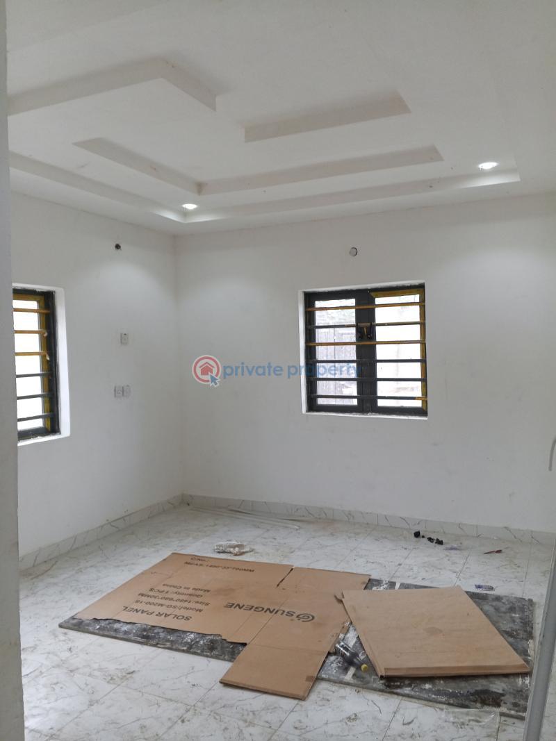 2 bedroom Block Of Flats For Rent Orunkole Phase 3 Mowe Ogun area  - 4