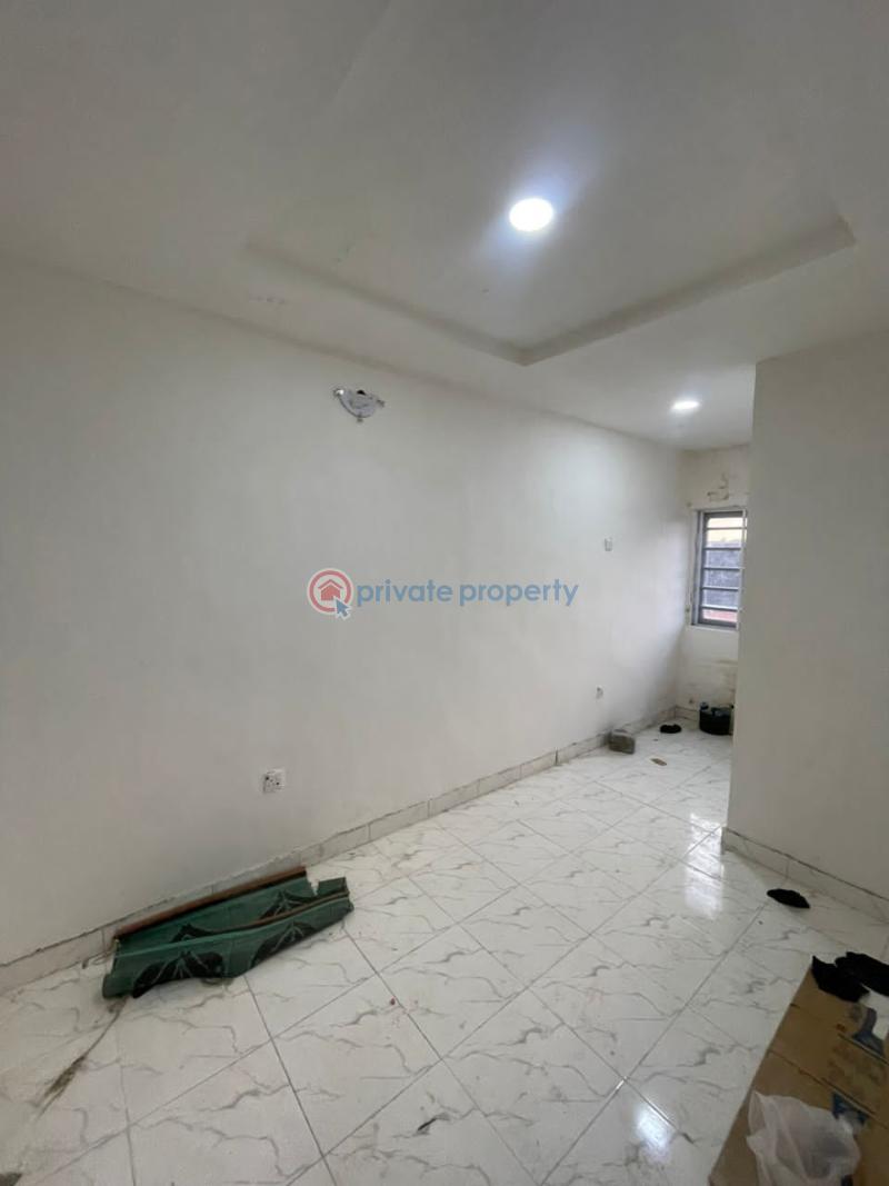 2 bedroom Flat & Apartment For Rent Shomolu Lagos - 0