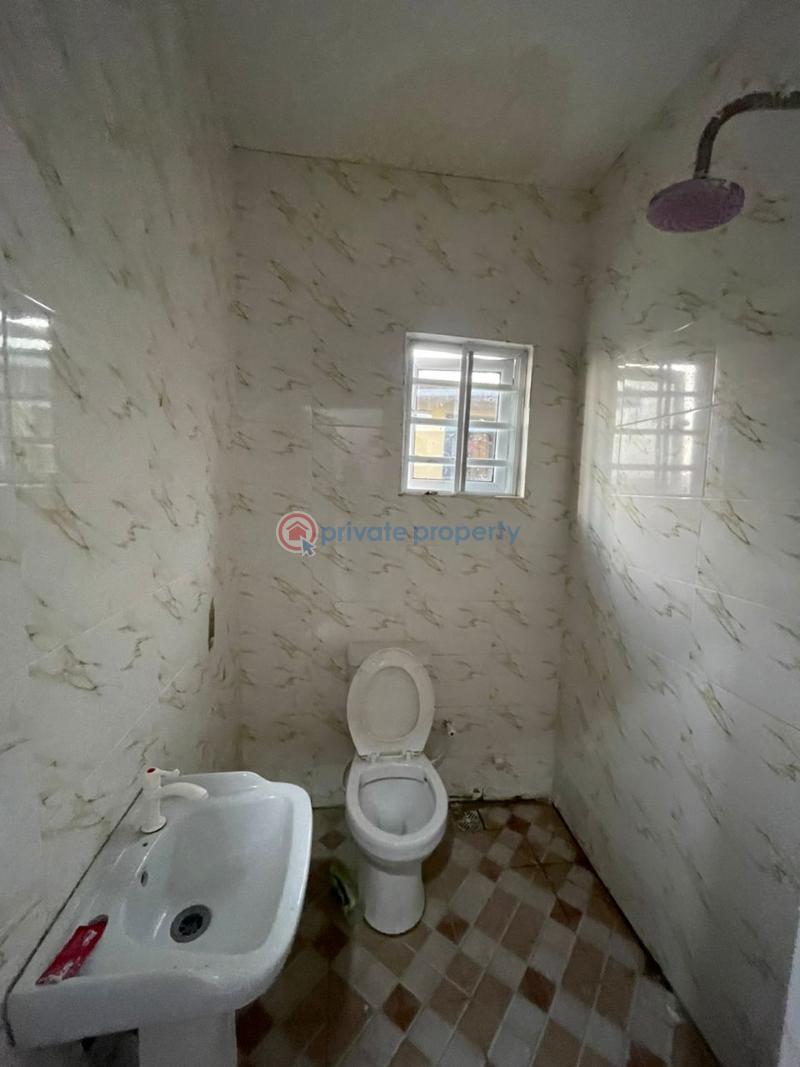 2 bedroom Flat & Apartment For Rent Shomolu Lagos - 2