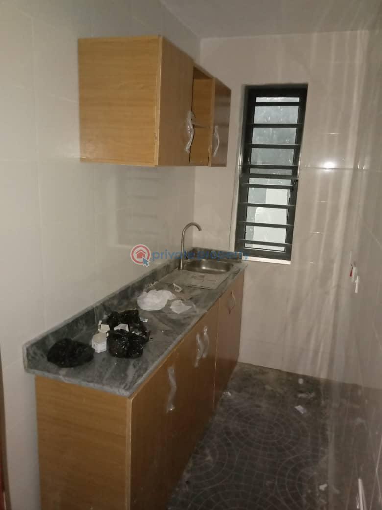 2 bedroom Flat & Apartment For Rent Bode Thomas Surulere Lagos - 4