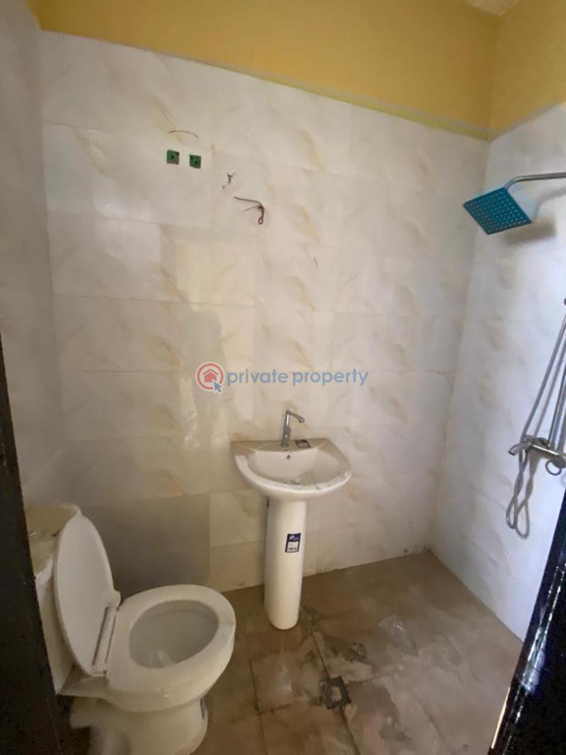 2 bedroom Block Of Flats For Rent Raymond Estate Off Demurin Road By Davis Street Kosofe Kosofe/Ikosi Lagos - 4