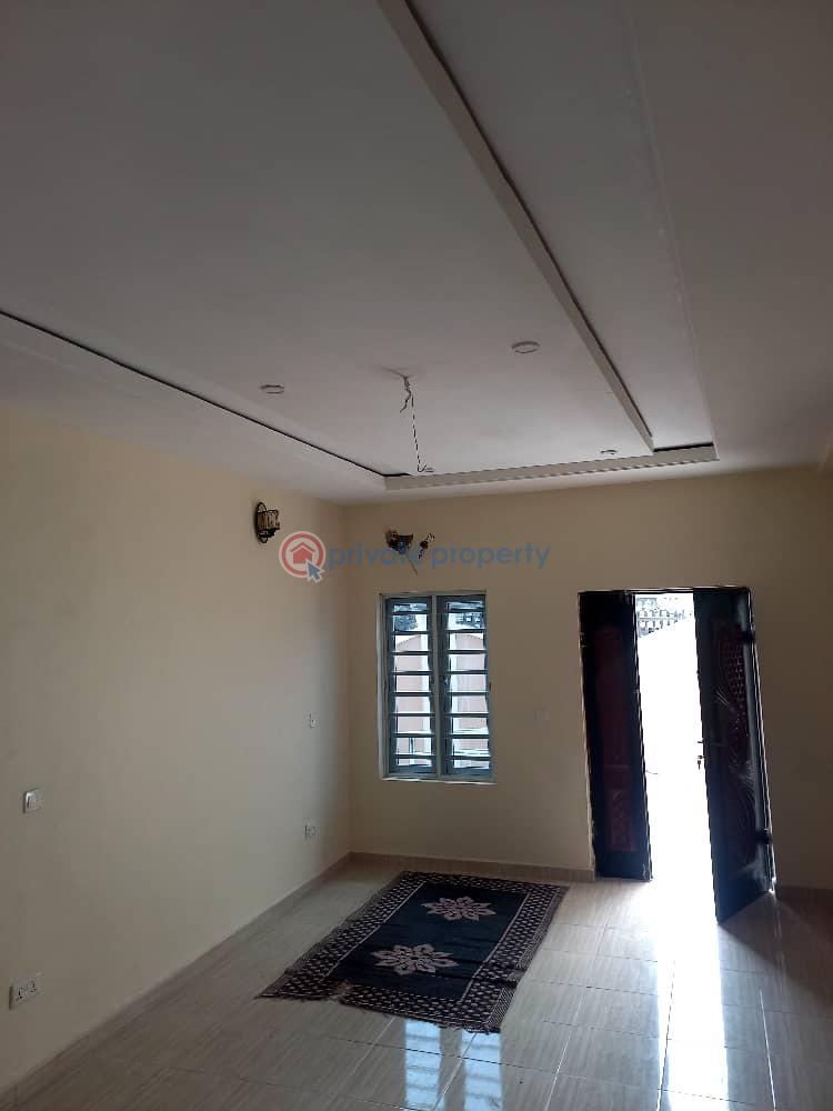 Flat & Apartment For Rent Agege Lagos - 0