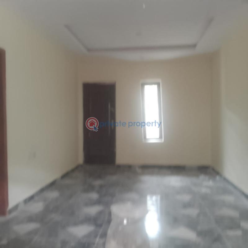 2 bedroom Block Of Flats For Rent Mafoluku Oshodi Lagos - 3