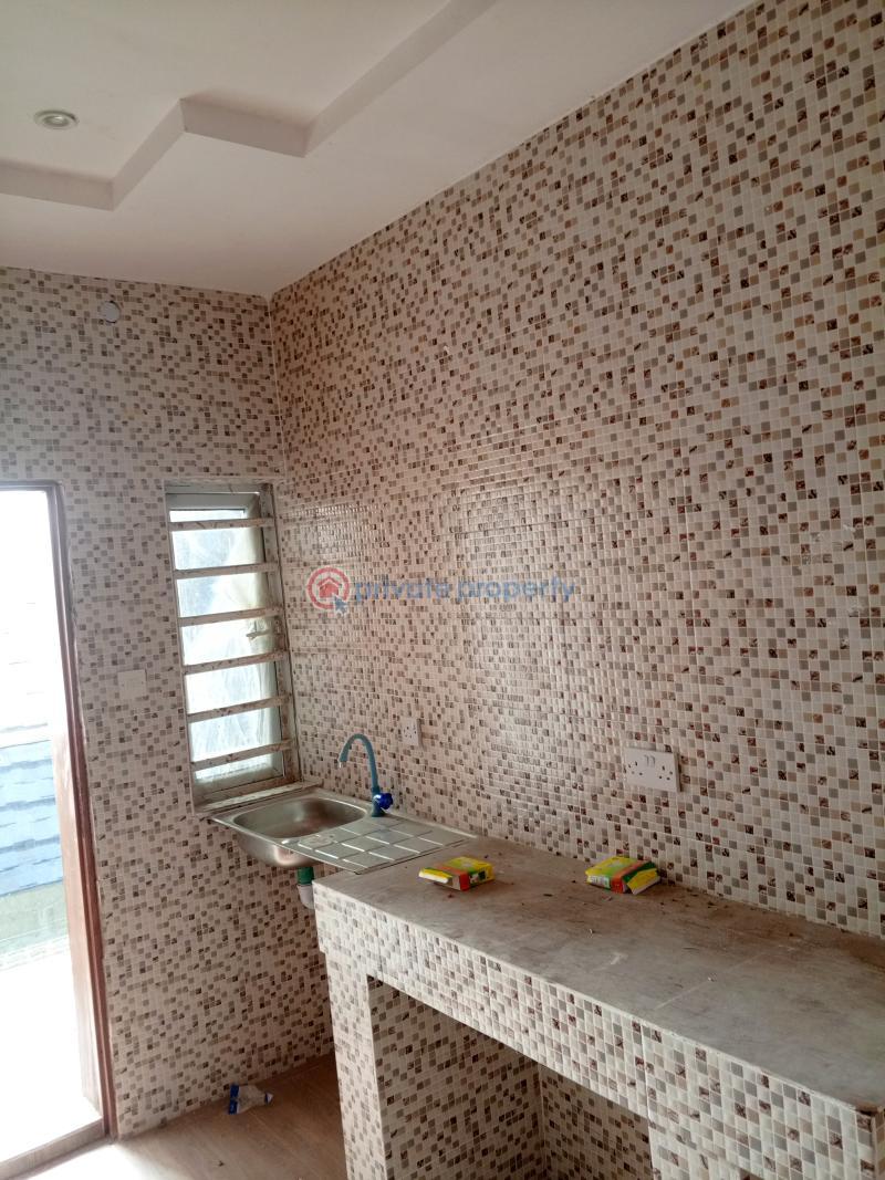 2 bedroom Flat & Apartment For Rent Ifako-Gbagada Lagos - 6