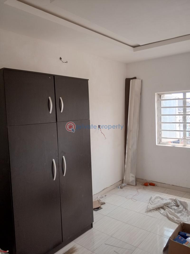 2 bedroom Flat & Apartment For Rent Ifako-Gbagada Lagos - 8