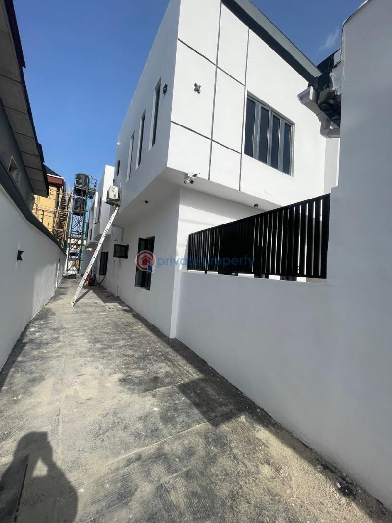 2 bedroom Flat & Apartment For Rent Surulere Lagos - 8