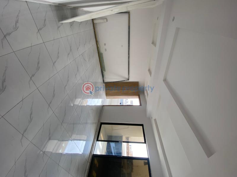 3 bedroom Block Of Flats For Sale Ikate Along Lekki Expressway Lagos - 3