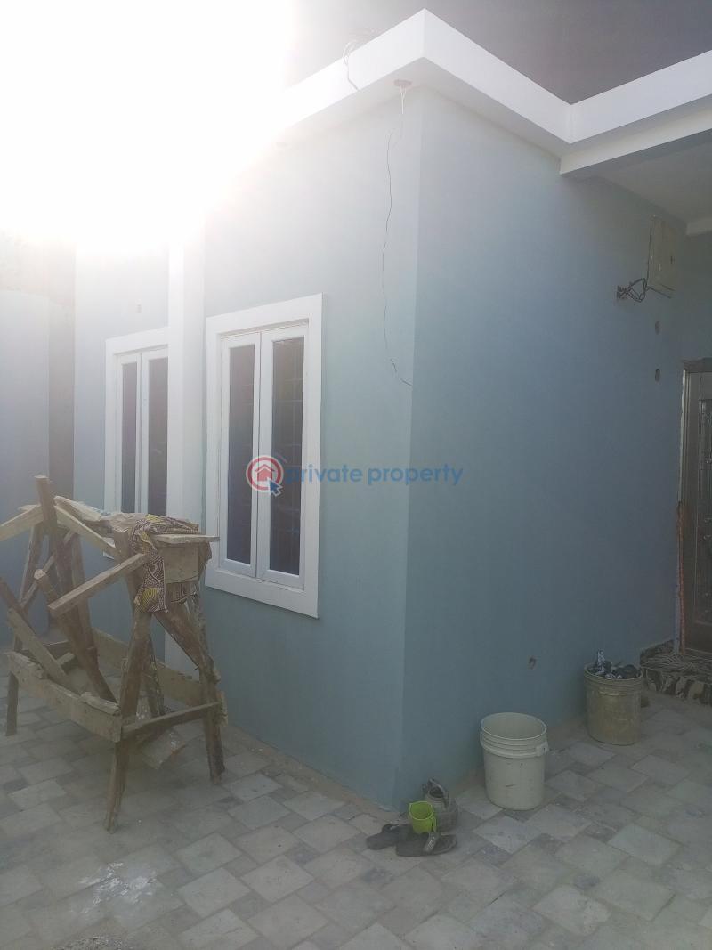 For sale 3 bedroom House Karkasara Behind Akth Kano, 07060662689
