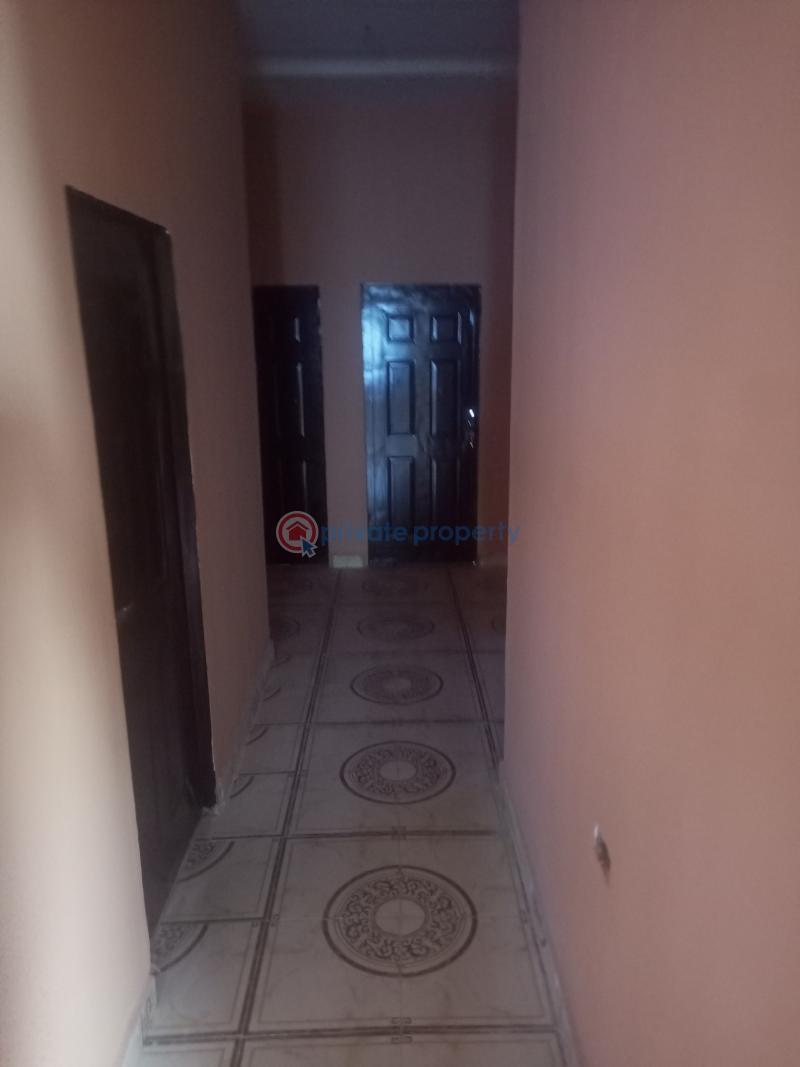 For sale 3 bedroom House Karkasara Behind Akth Kano, 07060662689