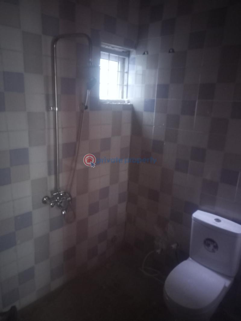 For sale 3 bedroom House Karkasara Behind Akth Kano, 07060662689