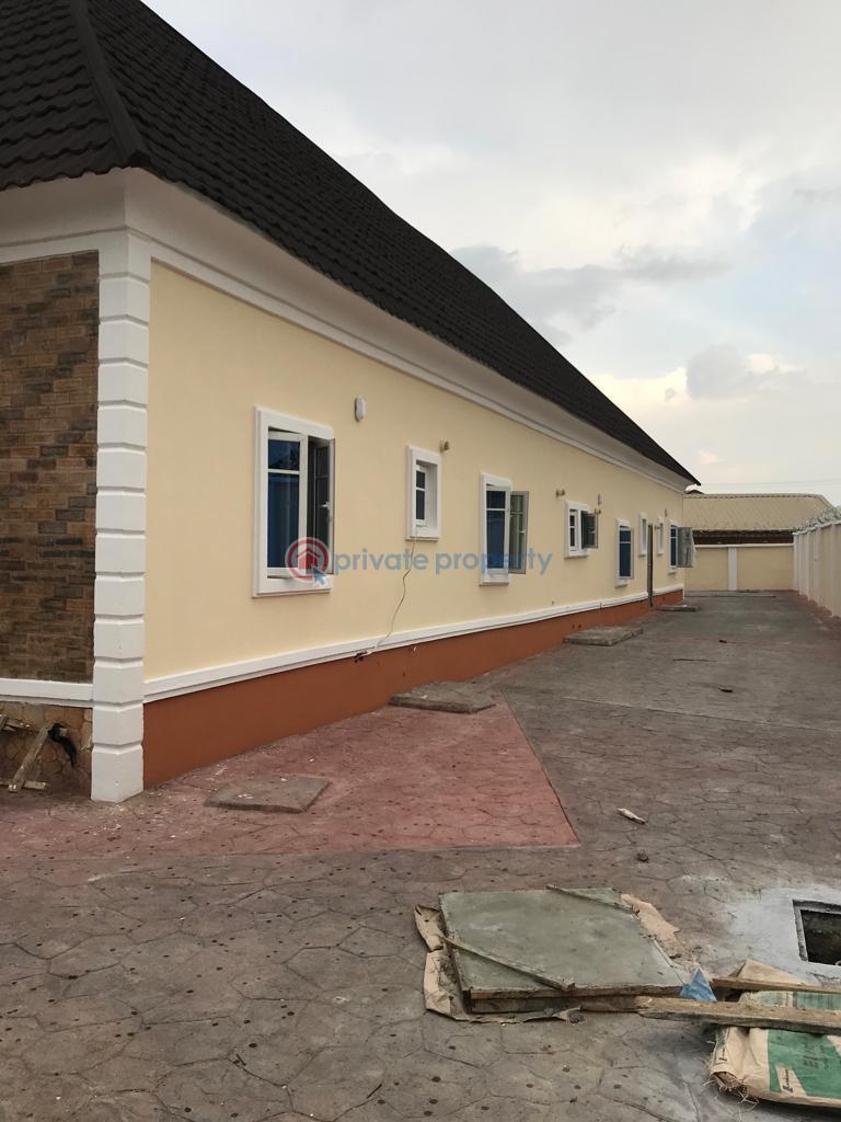 3 bedroom House For Sale Nihort Behind Dss Estate Iletuntun Ibadan Oyo - 1