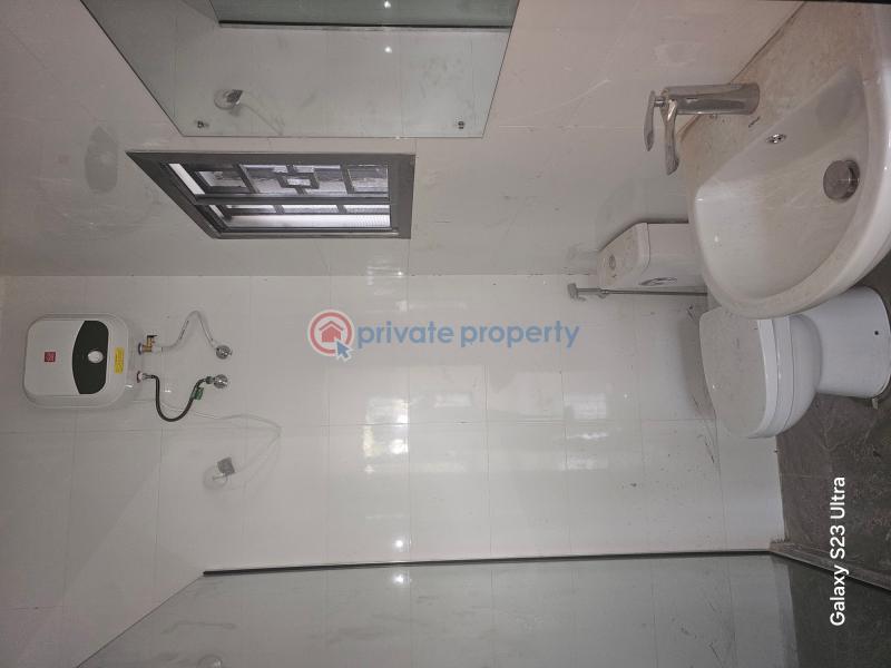 3 bedroom Block Of Flats For Rent New Road Along Lekki Expressway Lagos - 10