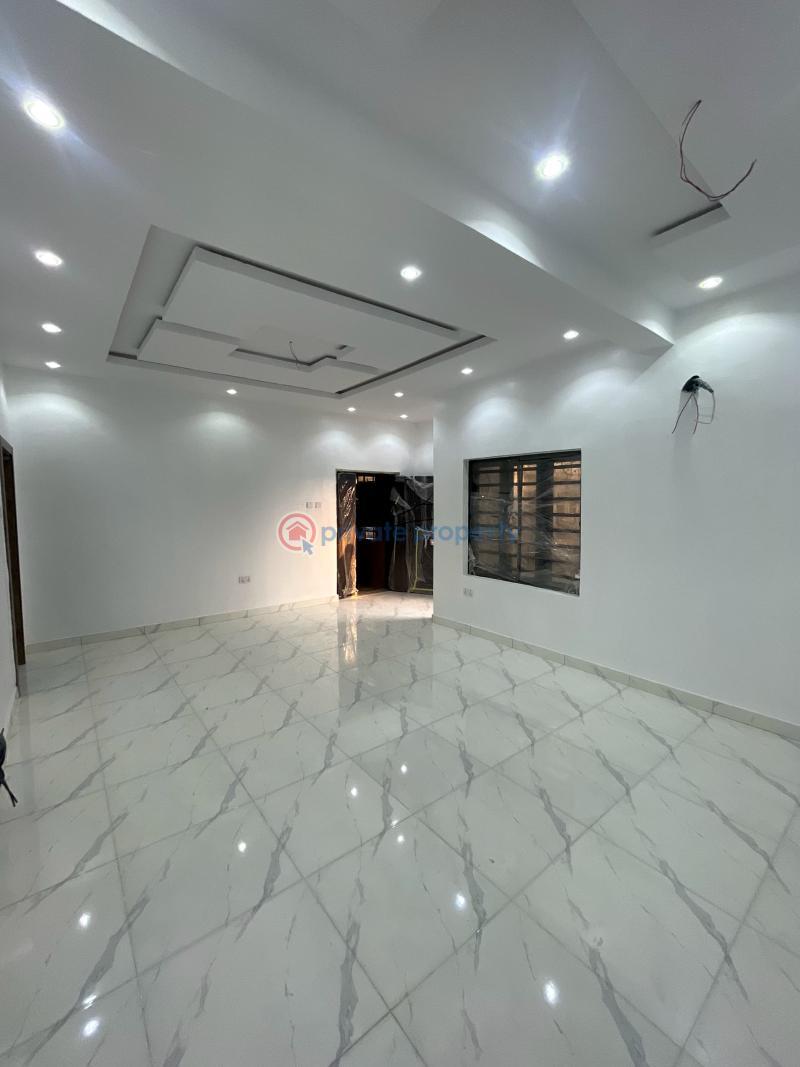 3 bedroom Flat & Apartment For Sale Yaba Lagos - 1