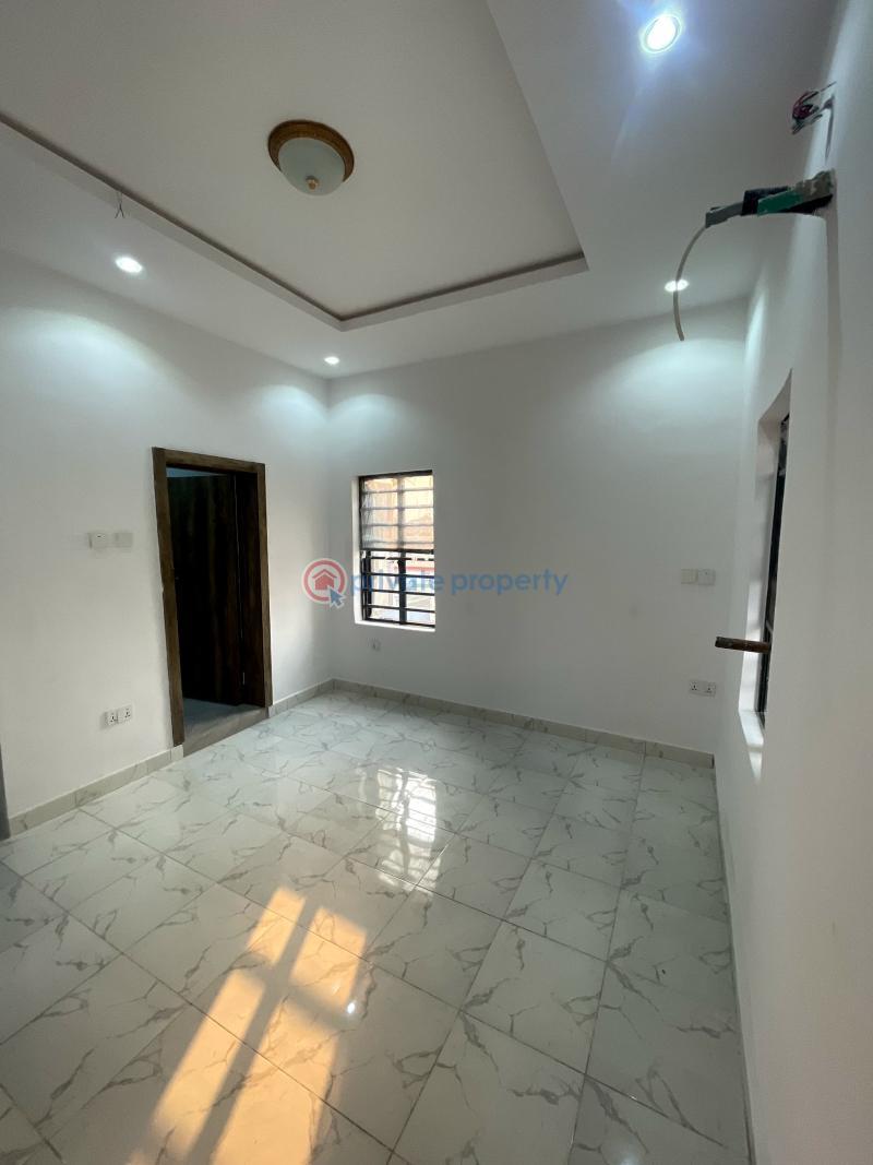3 bedroom Flat & Apartment For Sale Yaba Lagos - 6