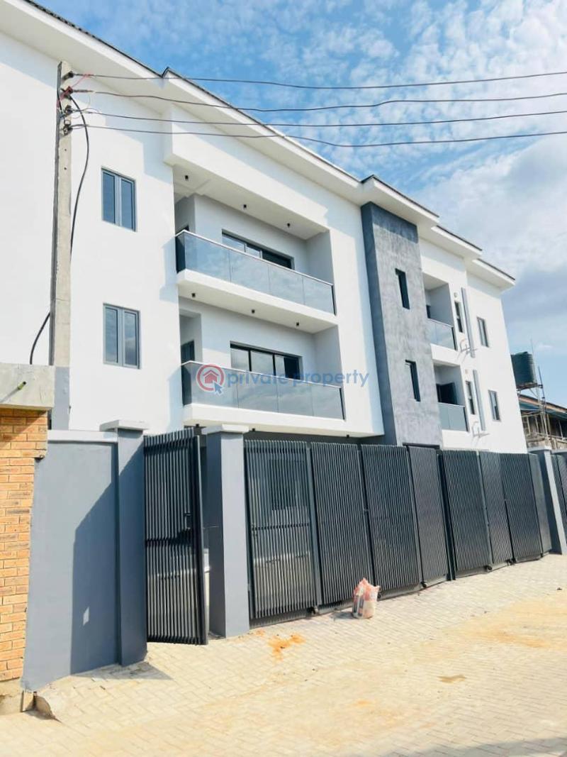 3 bedroom Block Of Flats For Sale Gbagada Phase 2 Lagos - 0