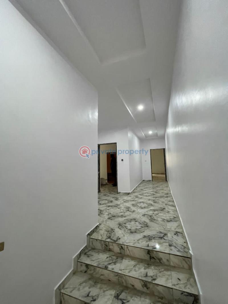 3 bedroom Detached Bungalow For Rent Carlton Gate Estate Akobo Ibadan Oyo - 4