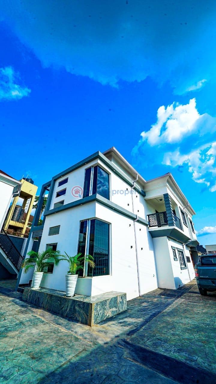 3 bedroom House Short let 6 Adeleke Street Bodija Ibadan Oyo - 1