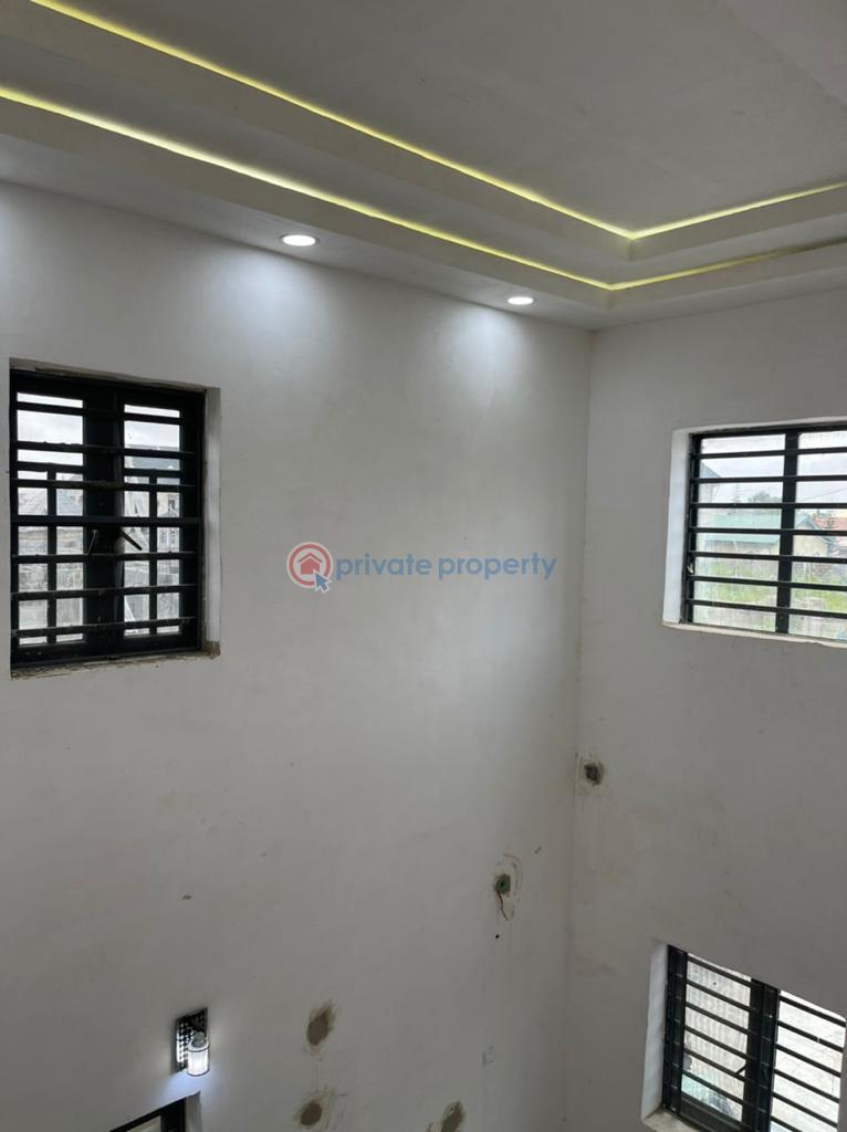 3 bedroom House For Rent Valleyview Estate, Olu Odo, Ikorodu Lagos - 5