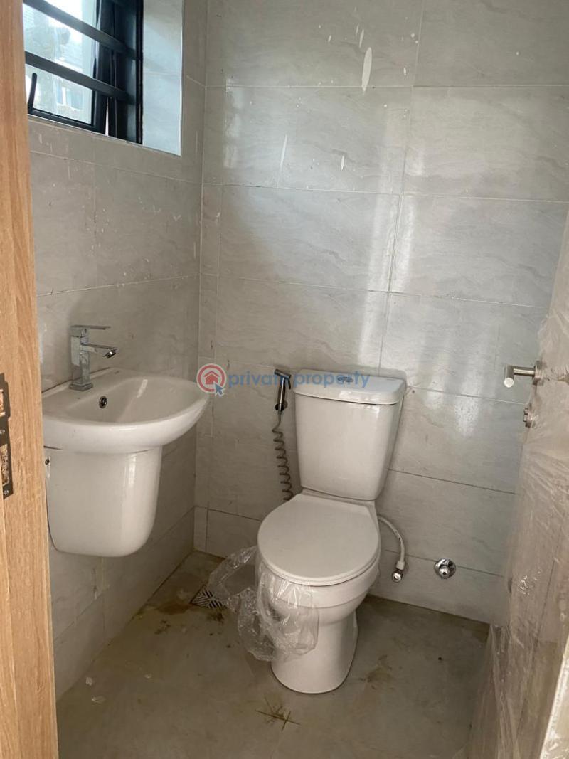 3 bedroom Flat & Apartment For Rent Alagomeji Yaba Lagos - 13
