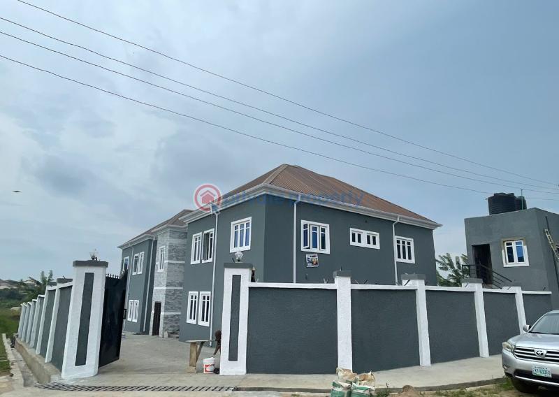 For rent 3 bedroom House Oke Ibadan Estate, Along Akala Way Akobo. Ibadan Oyo (PID 0PADWQ